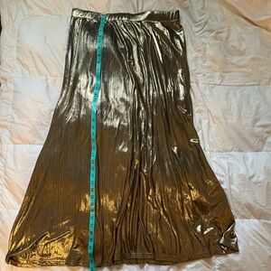 SHEIN CURVE 2XL Metallic Pleated Maxi Skirt (Elastic Waistband)
